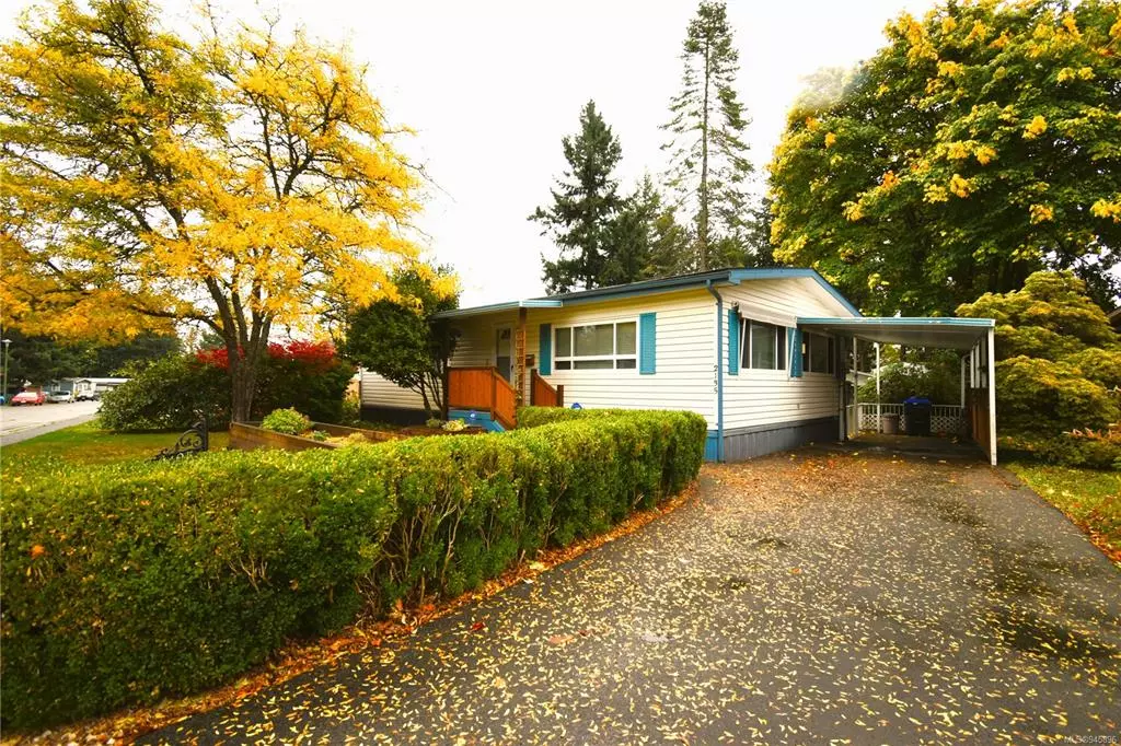 Comox, BC V9M 3P7,2135 Stadacona Dr