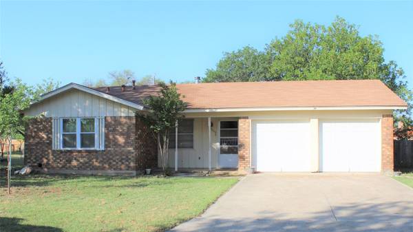 4409 Delwood Drive, Brownwood, TX 76801