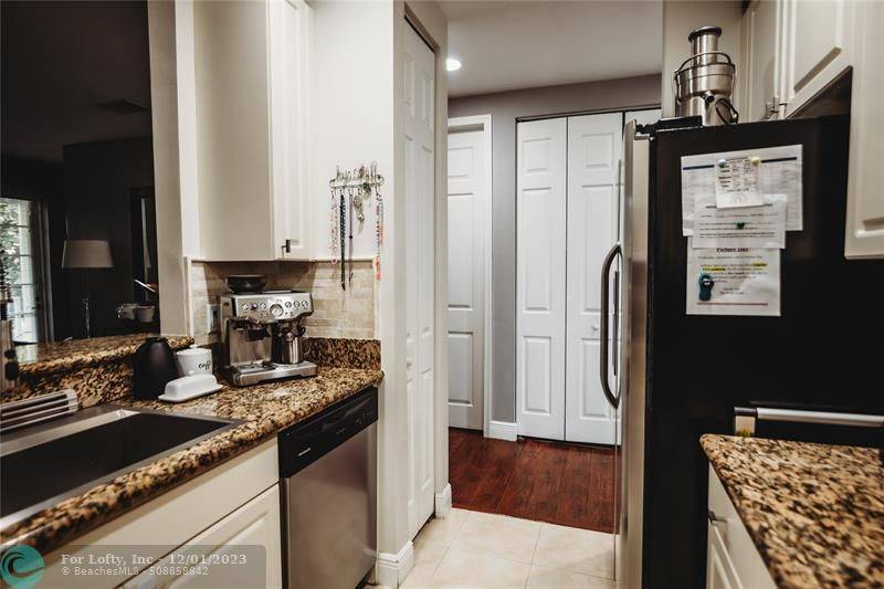 Coconut Creek, FL 33073,3907 Laurel Ln  #3907