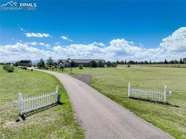 7218 Byrd CT, Calhan, CO 80808