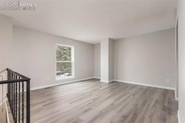 Colorado Springs, CO 80916,3950 Lardner LN