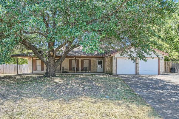 6408 Betsy Ross Drive, Arlington, TX 76002