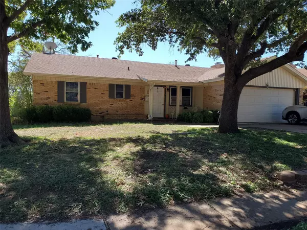 Crowley, TX 76036,628 E Mustang Street