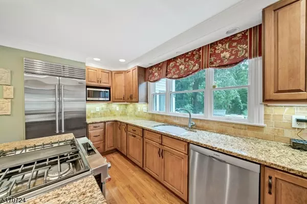 Bernardsville Boro, NJ 07924,23 Tower Mountain Dr