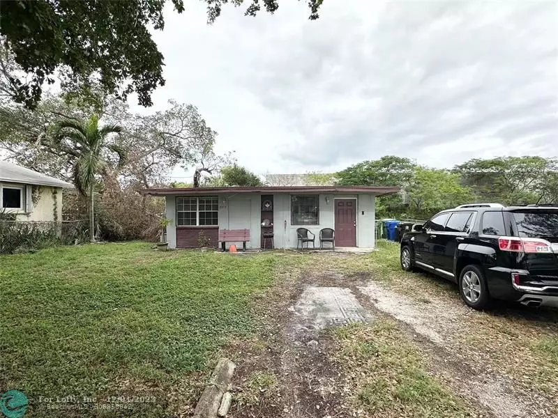 2313 NW 20th St, Fort Lauderdale, FL 33311