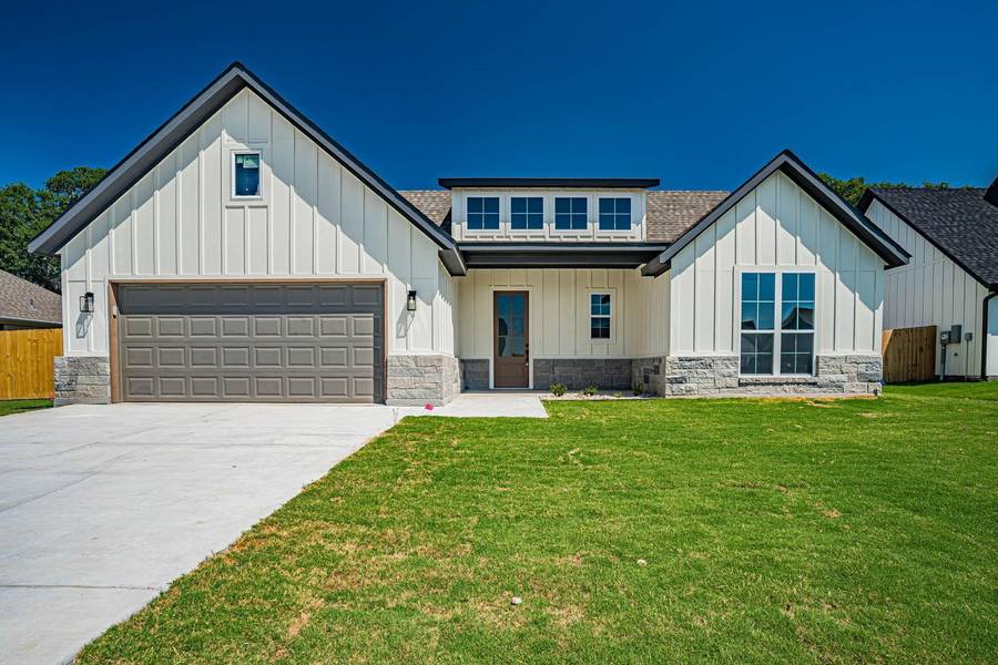 2008 Rattler Way, Tolar, TX 76476