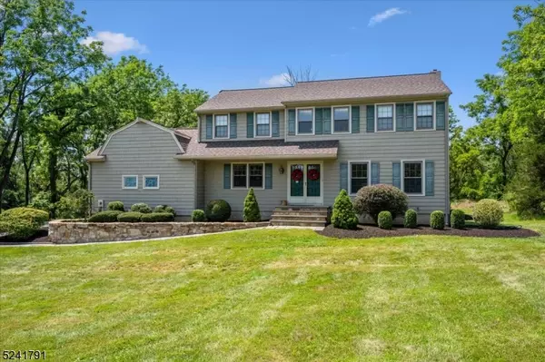 403 Old Dutch Ln, Readington Twp., NJ 08889