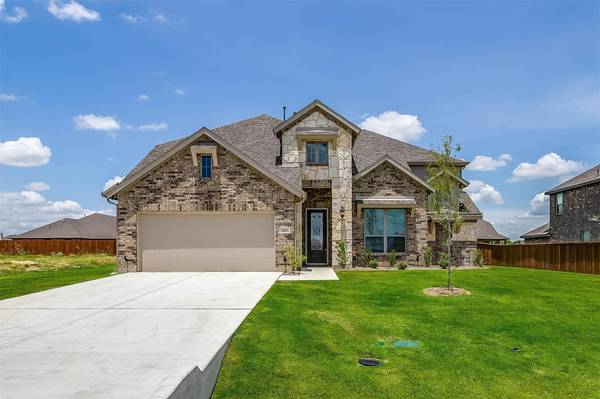 825 wolf springs Road, Ferris, TX 75125