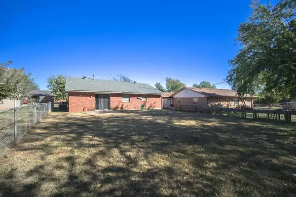 Edmond, OK 73013,1312 Northgate Terrace