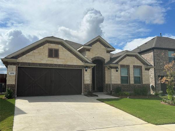 2012 Hollowcreek Trail, Lewisville, TX 75010