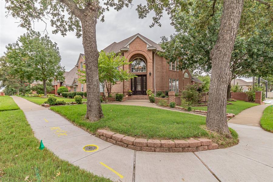 912 Rush Creek Road, Keller, TX 76248