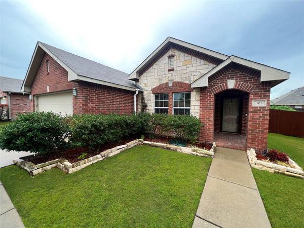 303 Laurel Lane, Fate, TX 75087