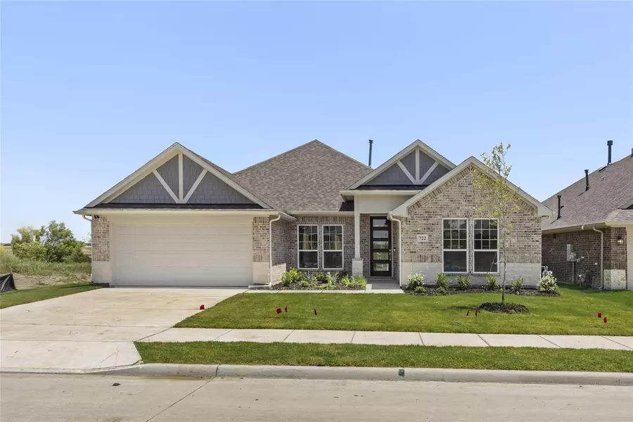 722 Creekview Lane, Lavon, TX 75166