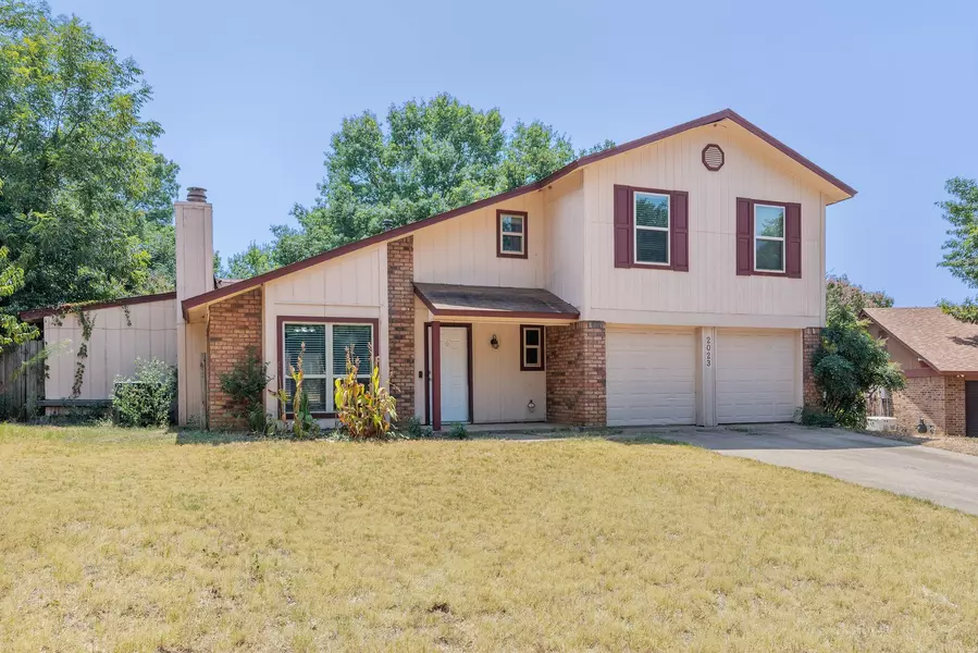 2023 Hood Ridge Court, Grapevine, TX 76051