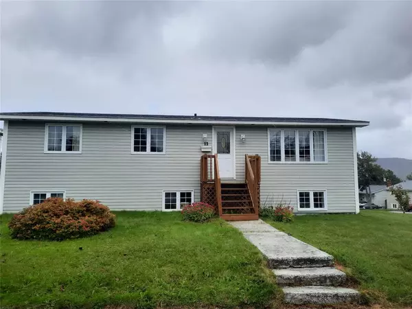 13 Bartlett Place, St. John's, NL A1C6P2
