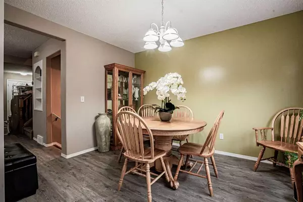 Grande Prairie, AB T8W 2K5,9011 64 AVE