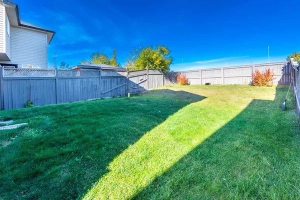 Calgary, AB T3K 5V8,219 Coville Close NE