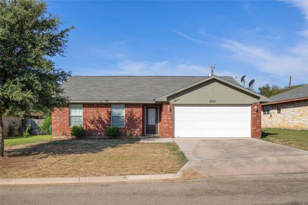 2003 8th Street, Brownwood, TX 76801