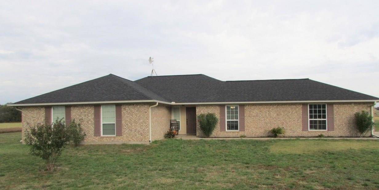 1220 Hill Valley Drive,  Stephenville,  TX 76401