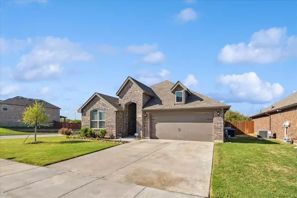 Fort Worth, TX 76179,5725 Broad Bay Lane