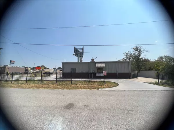 Ferris, TX 75125,502 E 8th Street