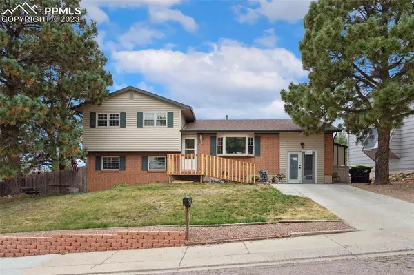 5410 Escondido DR, Colorado Springs, CO 80918