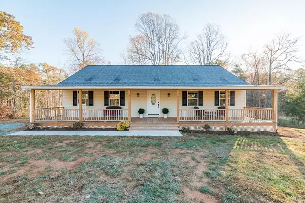 538 Spring Grove RD, Spout Spring, VA 24593