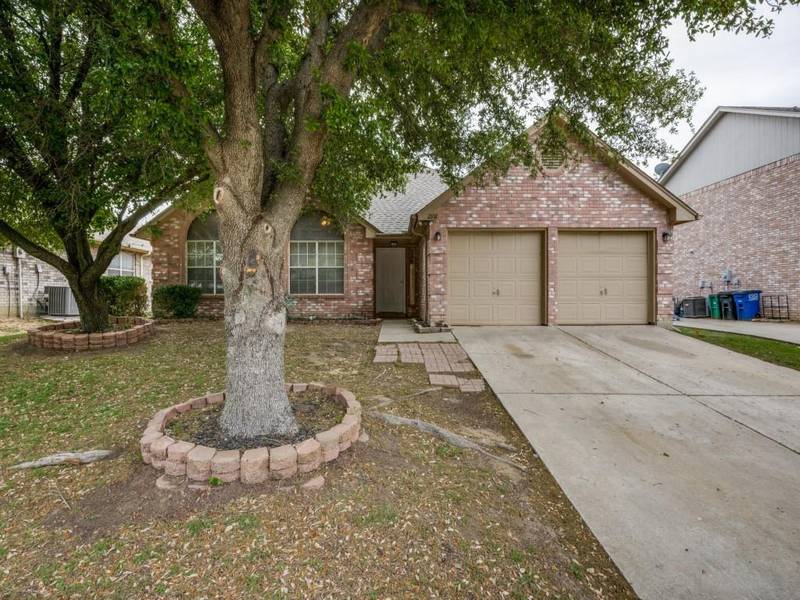 2102 Millwood Drive, Corinth, TX 76210