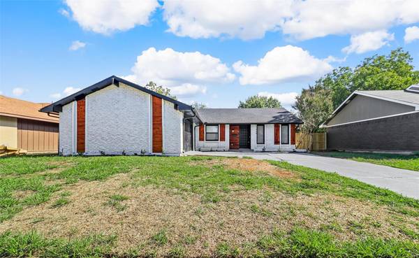 458 Wildbriar Drive, Garland, TX 75043