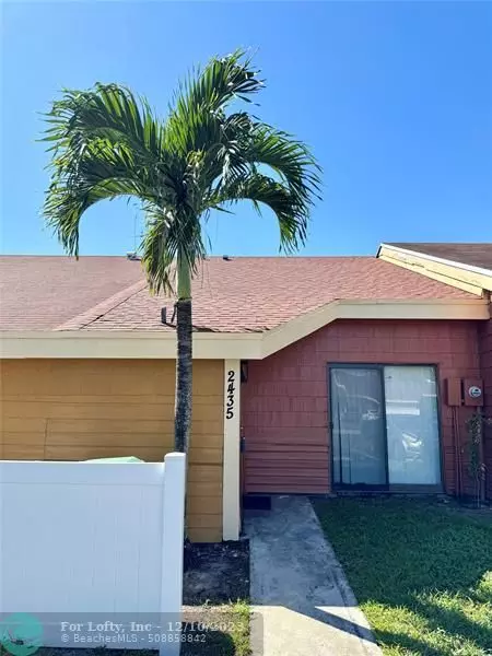 2435 NW 55th Ter, Lauderhill, FL 33313