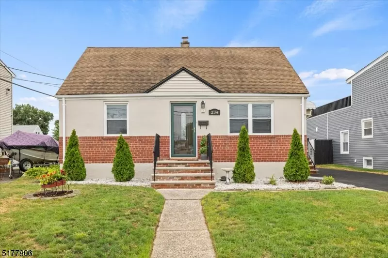 234 Schepis Ave, Saddle Brook Twp., NJ 07663