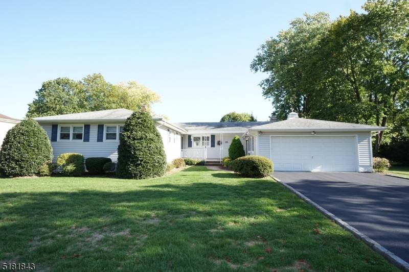 93 Jupitor St, Clark Twp., NJ 07066