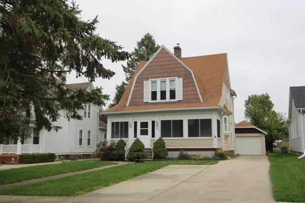 1218 Burlington Street, Mendota, IL 61342