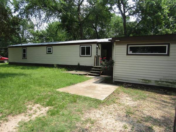 212 E South Way Drive,  Mabank,  TX 75147