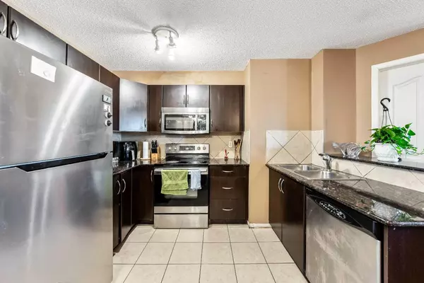 Calgary, AB T3K 0M2,60 Panatella ST NW #2306