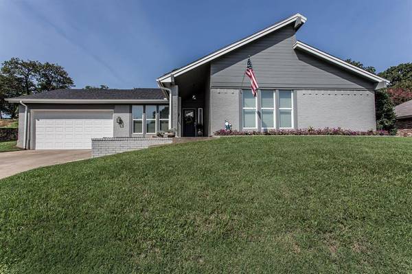 3812 Steeplewood Court, Bedford, TX 76021