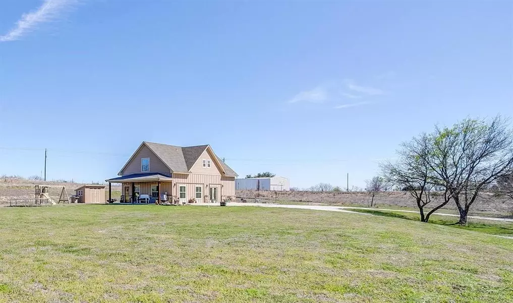 300 Country Place Road, Weatherford, TX 76087