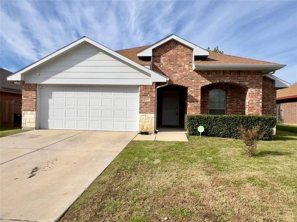 2833 Mesquite Road, Fort Worth, TX 76111