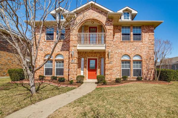 6902 Graham Drive, Rowlett, TX 75089