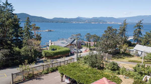 Salt Spring, BC V8K 1L6,770 Vesuvius Bay Rd #6