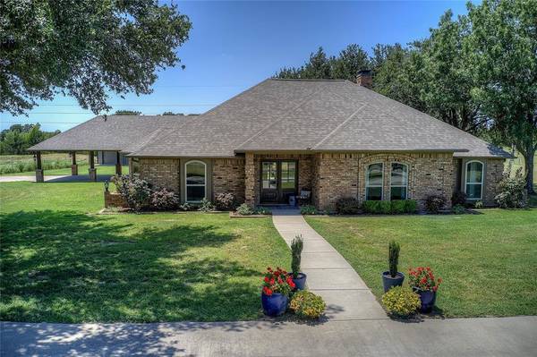 678 Farm Road 2297, Sulphur Springs, TX 75482