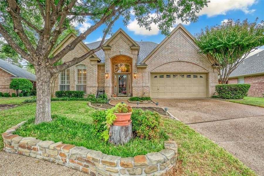 2709 Elm Branch Court, Bedford, TX 76021