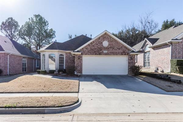 2928 Windstone Court, Bedford, TX 76021