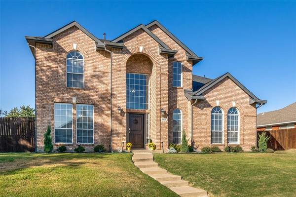 3905 Valez Drive,  Carrollton,  TX 75007