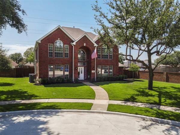 8409 Kenning Court,  Plano,  TX 75024