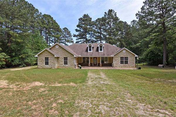 627 County Rd 4710,  Troup,  TX 75789