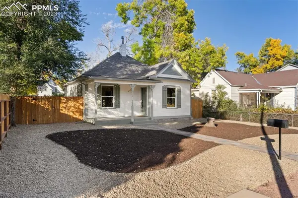 616 E Monument ST, Colorado Springs, CO 80903