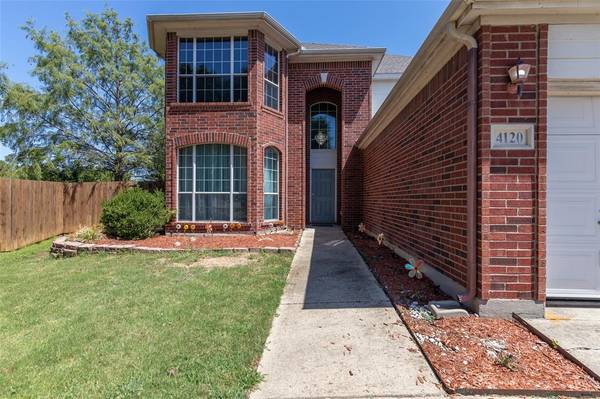 4120 Lone Oak Lane, Bedford, TX 76021