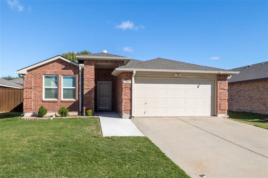 1905 Copper Mountain Drive, Fort Worth, TX 76247