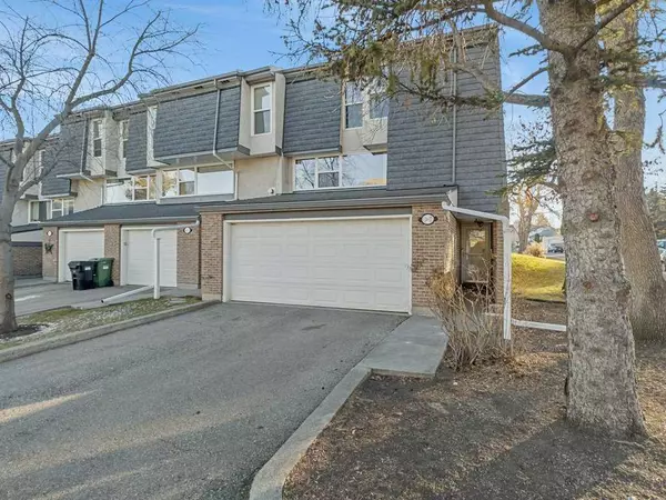 Calgary, AB t2w1b6,367 Brae Glen CRES SW